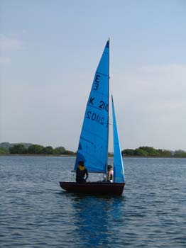 100-0037_IMG